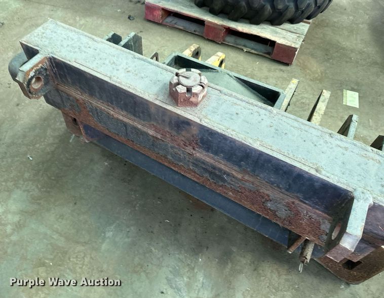 image for item DZ8996 Motor grader plow mount