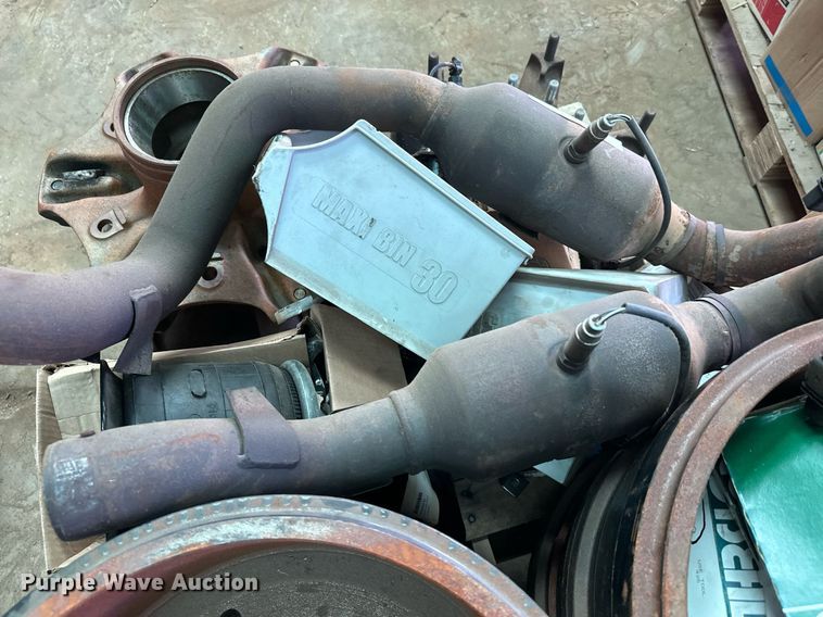 image for item DZ8997 Automotive parts