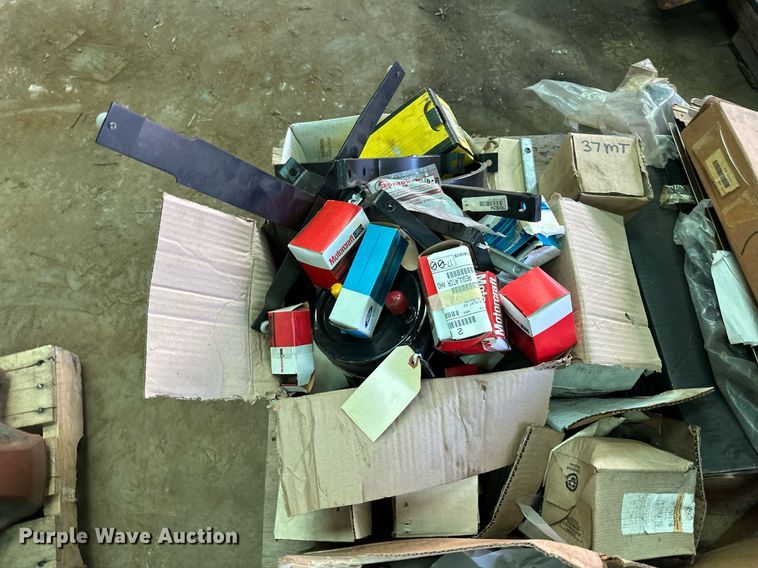 image for item DZ8997 Automotive parts