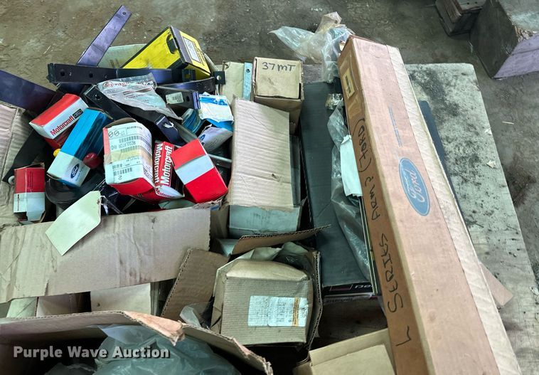 image for item DZ8997 Automotive parts