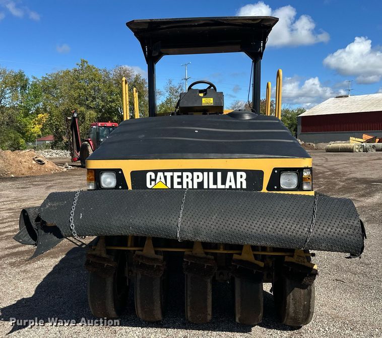 image for item DZ8998 2009 Caterpillar PS-150C pneumatic roller