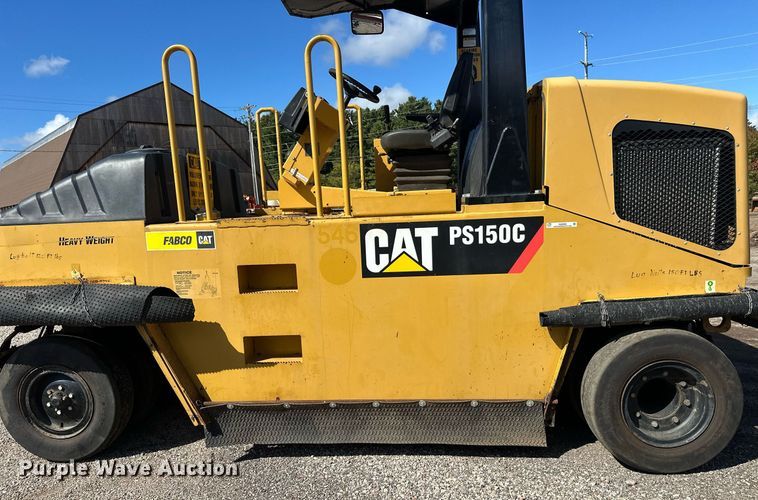 image for item DZ8998 2009 Caterpillar PS-150C pneumatic roller