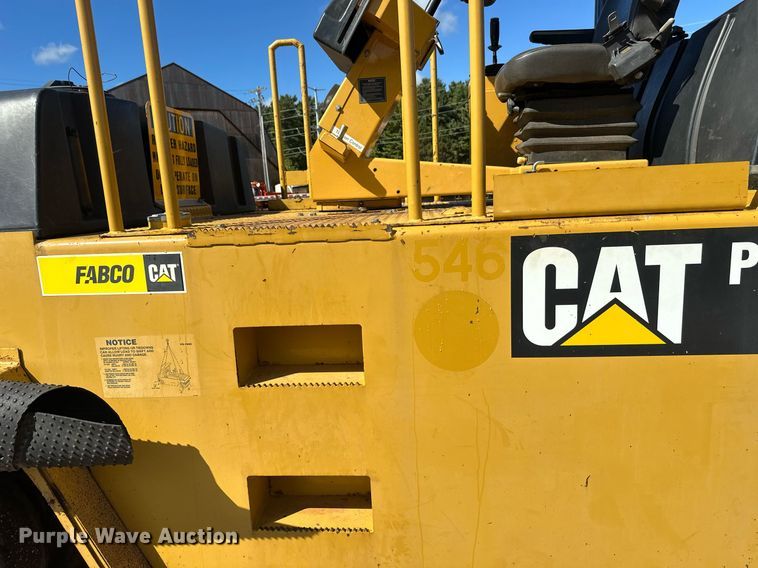 image for item DZ8998 2009 Caterpillar PS-150C pneumatic roller