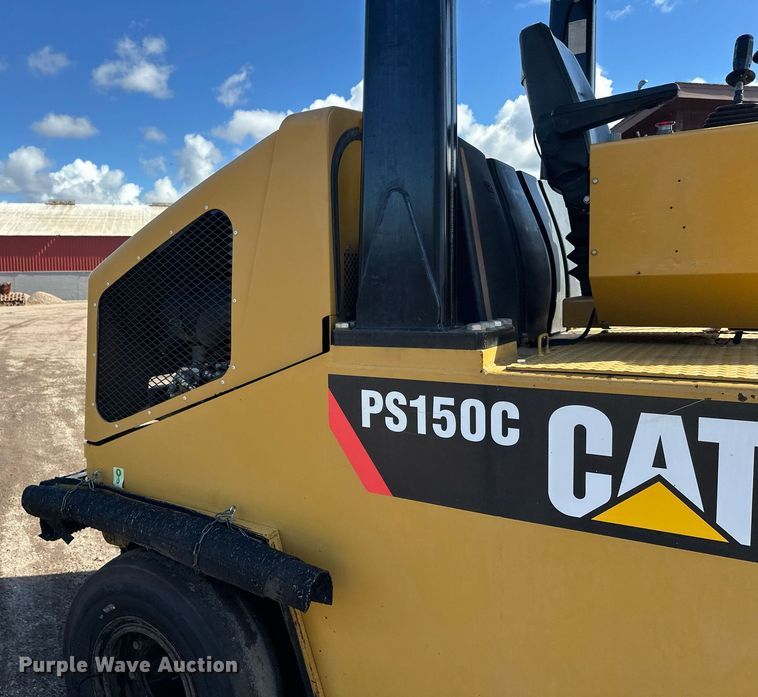 image for item DZ8998 2009 Caterpillar PS-150C pneumatic roller