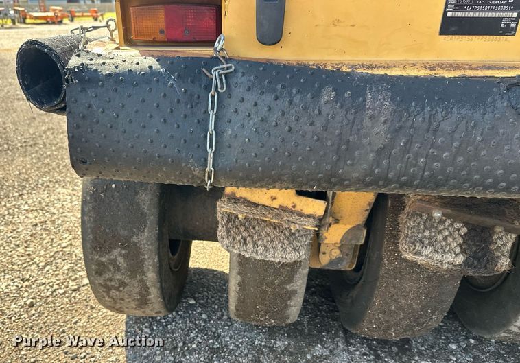 image for item DZ8998 2009 Caterpillar PS-150C pneumatic roller