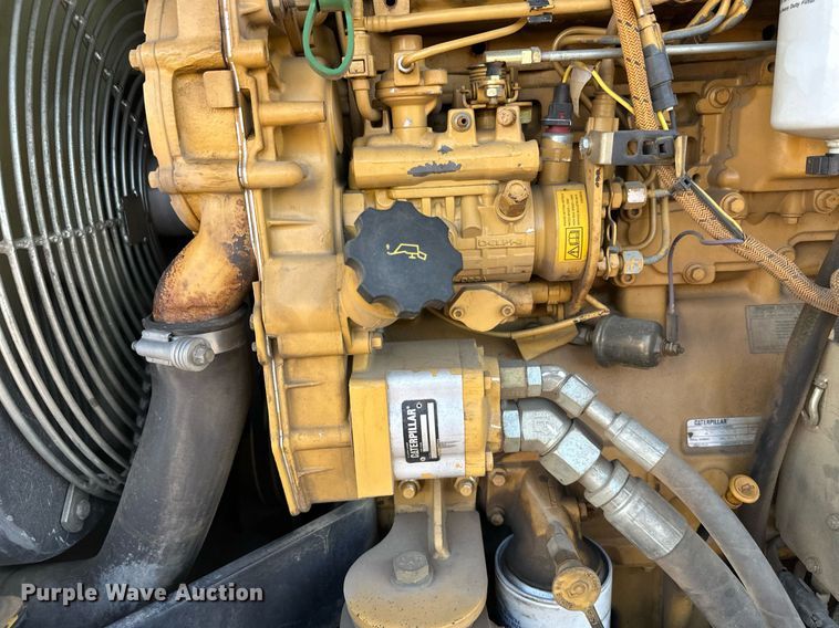 image for item DZ8998 2009 Caterpillar PS-150C pneumatic roller