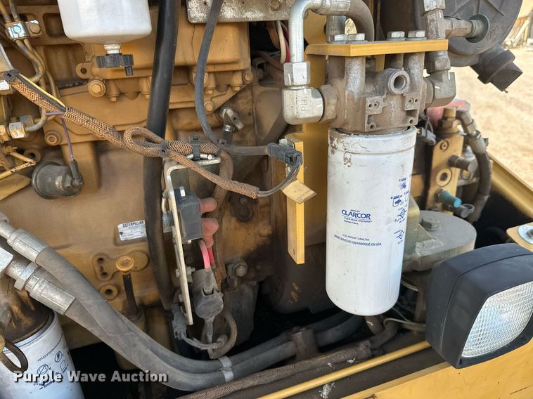 image for item DZ8998 2009 Caterpillar PS-150C pneumatic roller