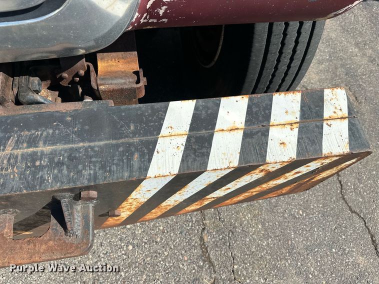 image for item DZ8999 1978 Ford 9000 tow truck