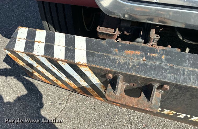 image for item DZ8999 1978 Ford 9000 tow truck