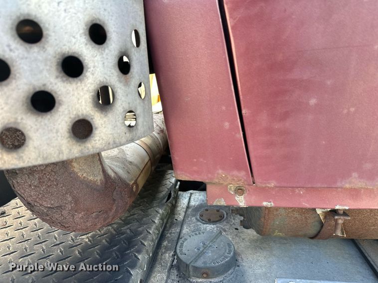 image for item DZ8999 1978 Ford 9000 tow truck