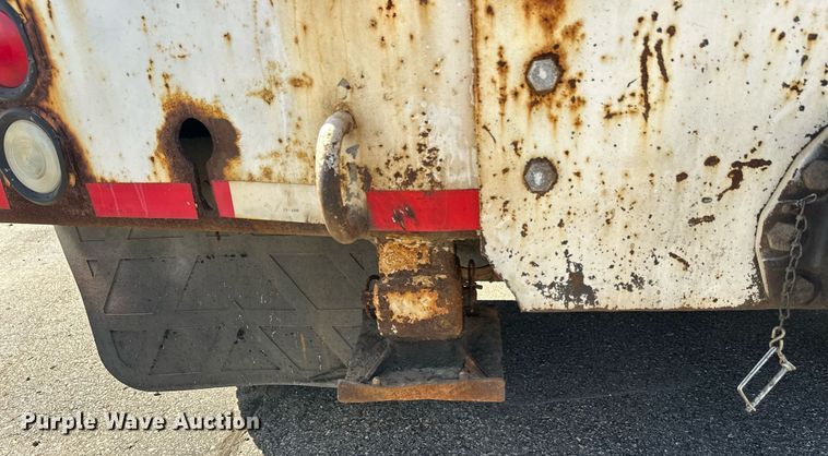 image for item DZ8999 1978 Ford 9000 tow truck