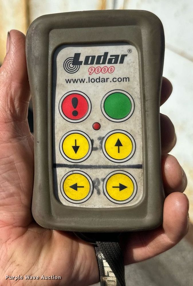 image for item DZ8999 1978 Ford 9000 tow truck