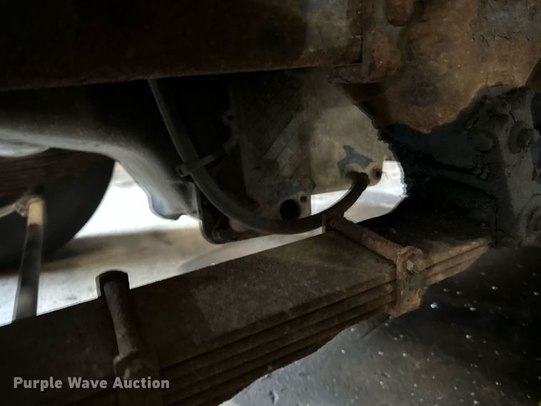 image for item DZ8999 1978 Ford 9000 tow truck