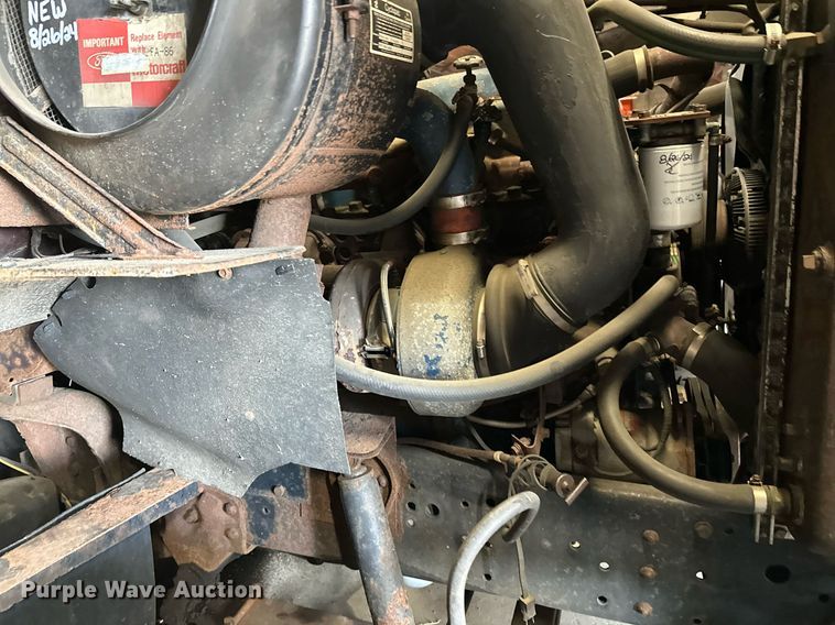 image for item DZ8999 1978 Ford 9000 tow truck