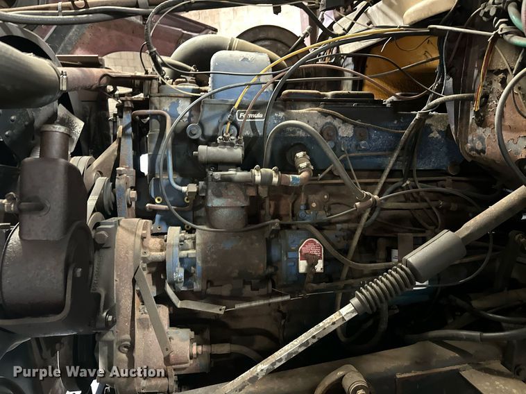 image for item DZ8999 1978 Ford 9000 tow truck