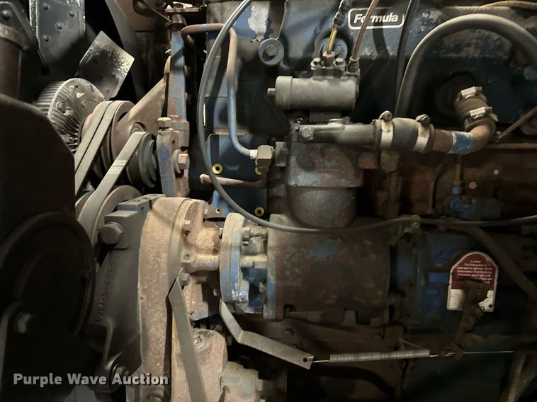 image for item DZ8999 1978 Ford 9000 tow truck