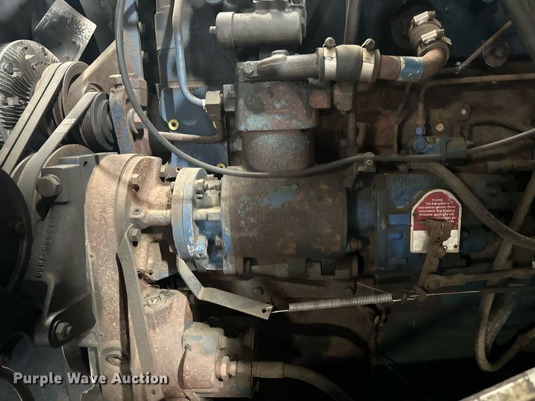 image for item DZ8999 1978 Ford 9000 tow truck