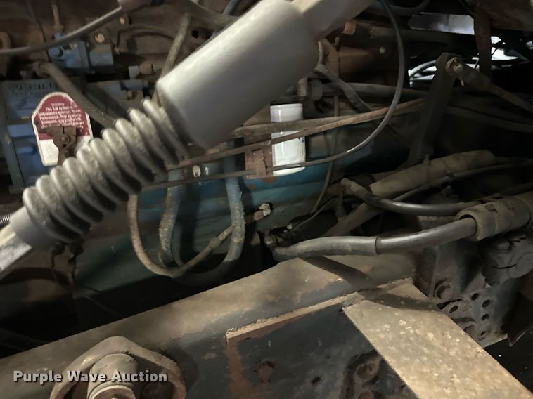 image for item DZ8999 1978 Ford 9000 tow truck