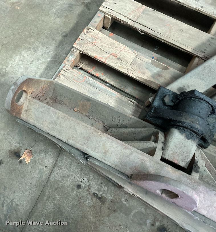 image for item DZ8999 1978 Ford 9000 tow truck