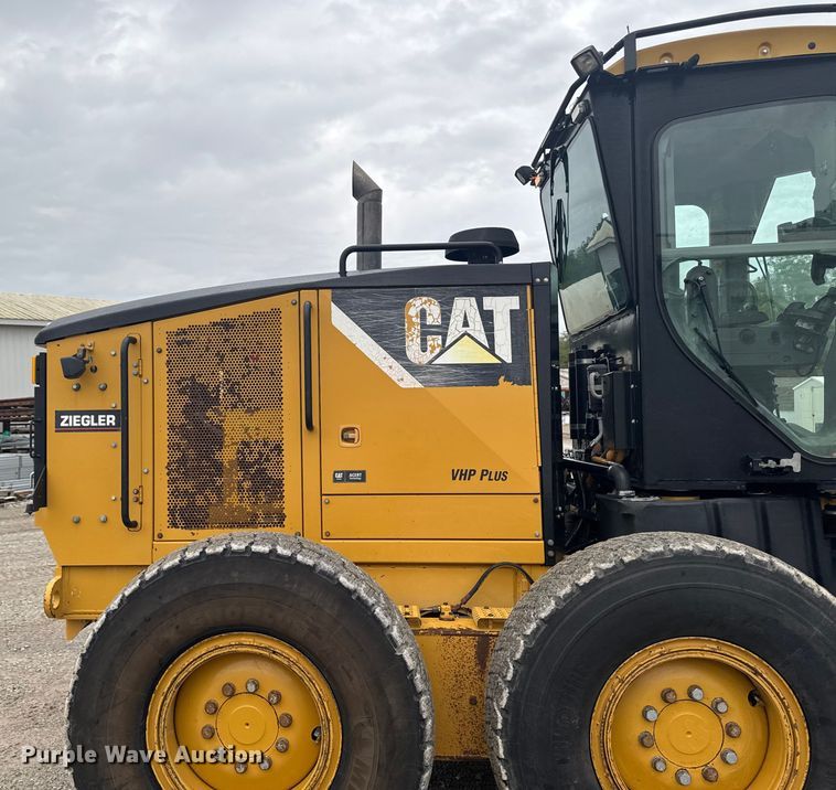 image for item EA1883 2009 Caterpillar 140M motor grader