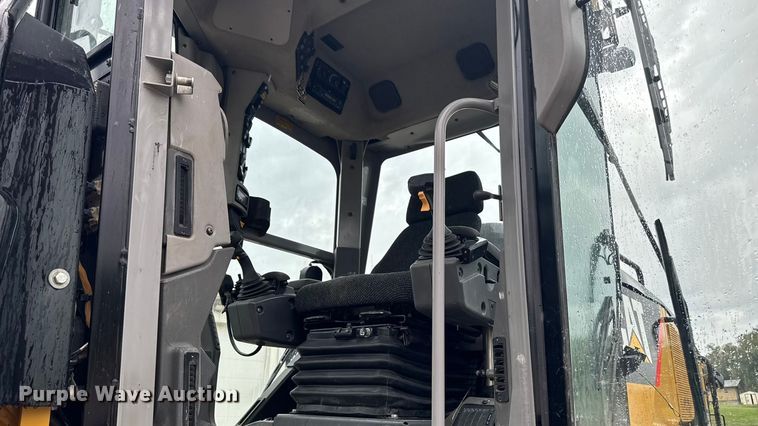 image for item EA1883 2009 Caterpillar 140M motor grader