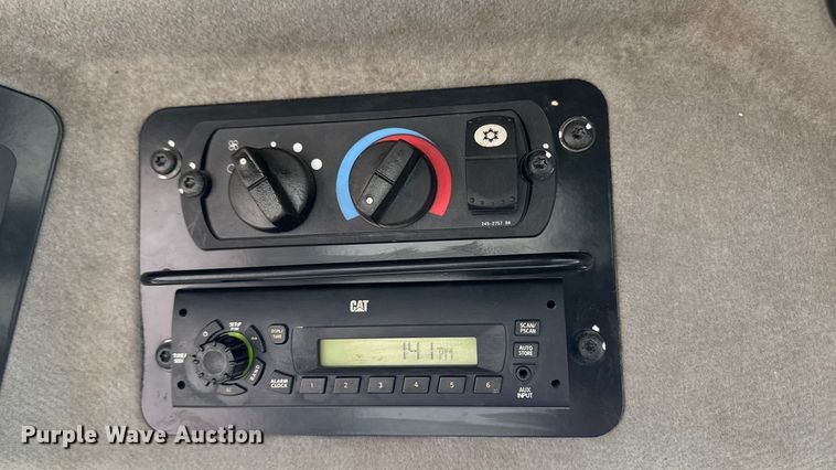 image for item EA1883 2009 Caterpillar 140M motor grader