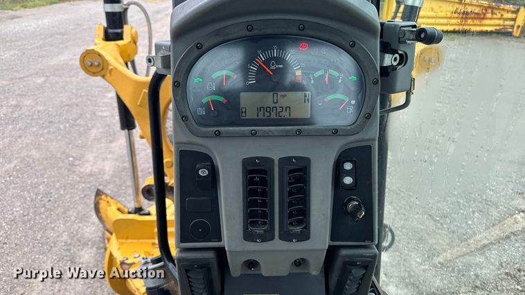 image for item EA1883 2009 Caterpillar 140M motor grader