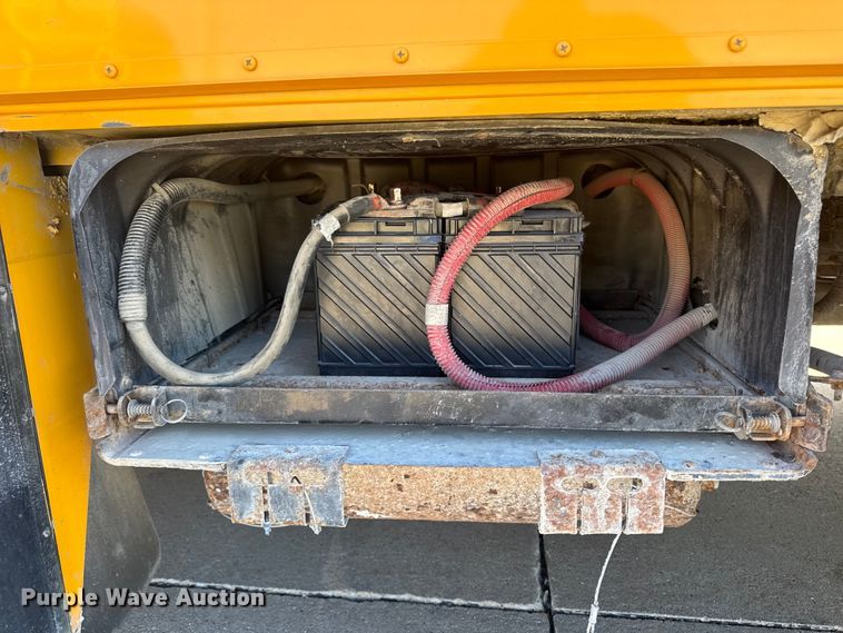 image for item EA1895 2009 Thomas B2 Bus Chassis school bus