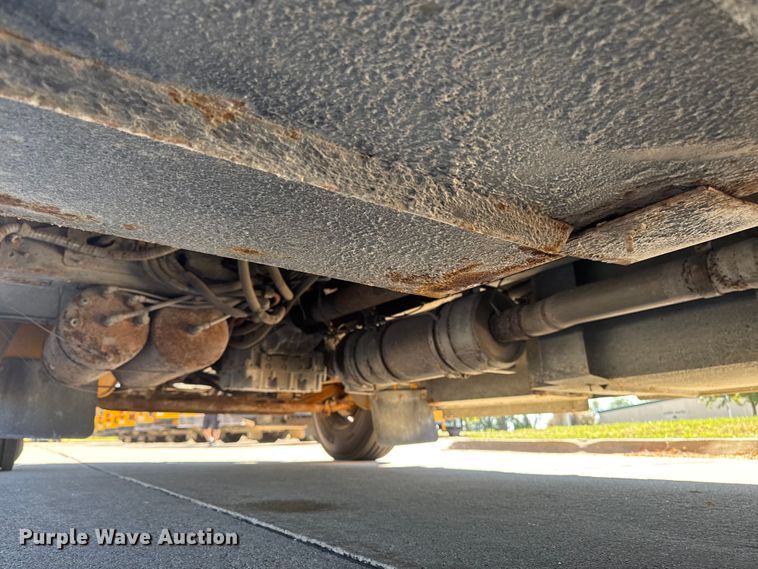 image for item EA1895 2009 Thomas B2 Bus Chassis school bus