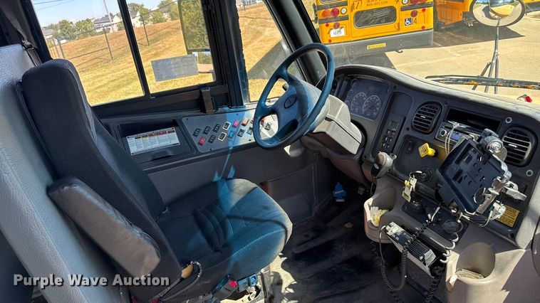 image for item EA1895 2009 Thomas B2 Bus Chassis school bus