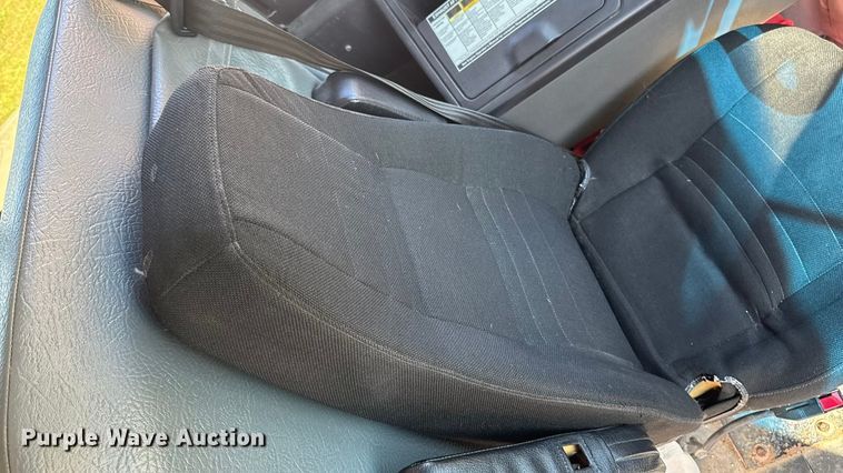 image for item EA1895 2009 Thomas B2 Bus Chassis school bus