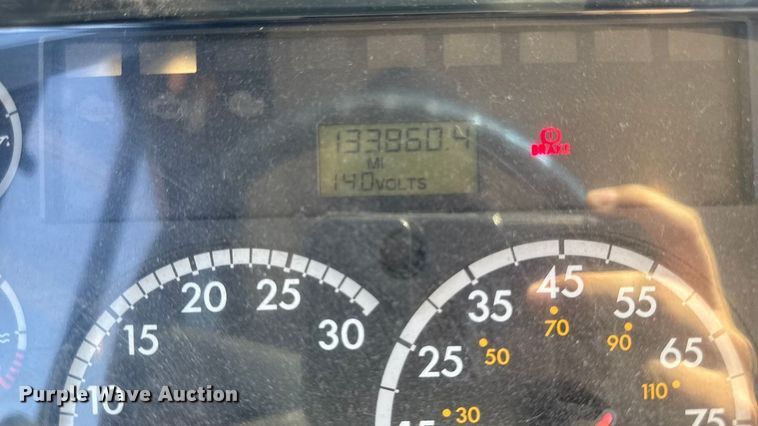 image for item EA1895 2009 Thomas B2 Bus Chassis school bus