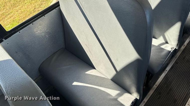 image for item EA1895 2009 Thomas B2 Bus Chassis school bus