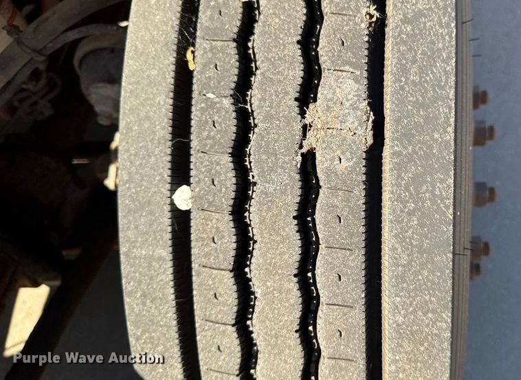 image for item EA1895 2009 Thomas B2 Bus Chassis school bus