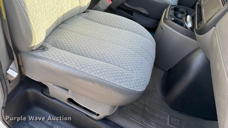 image for item EA1902 2003 Chevrolet Express 3500 van