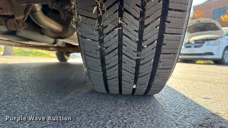 image for item EA1902 2003 Chevrolet Express 3500 van