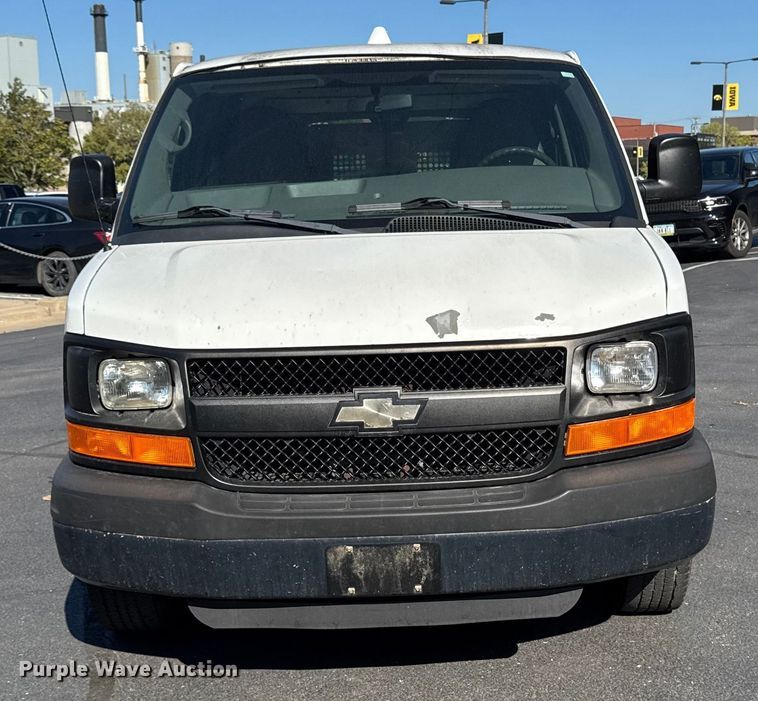 image for item EA1903 2011 Chevrolet Express prisoner transport van