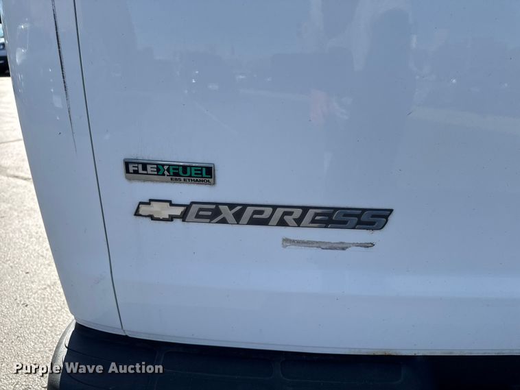 image for item EA1903 2011 Chevrolet Express prisoner transport van