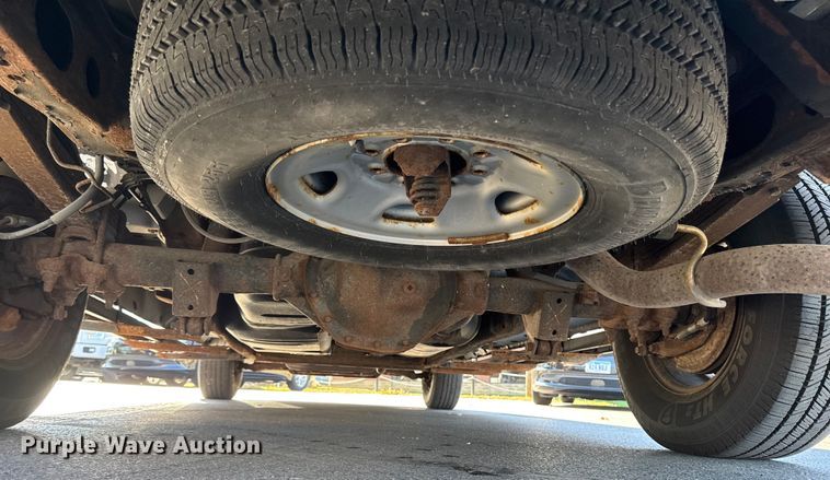 image for item EA1903 2011 Chevrolet Express prisoner transport van