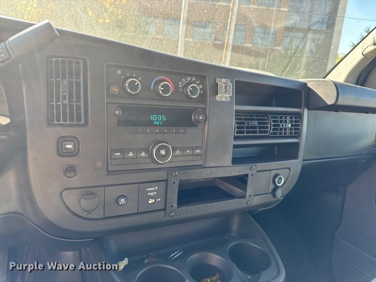 image for item EA1903 2011 Chevrolet Express prisoner transport van