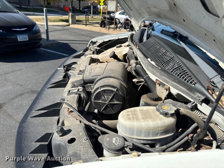 image for item EA1903 2011 Chevrolet Express prisoner transport van