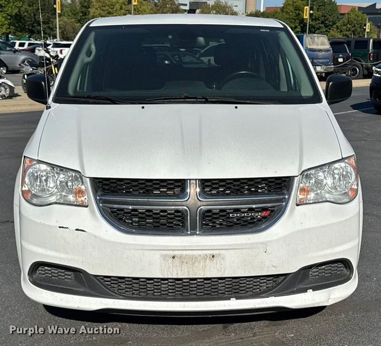 image for item EA1904 2019 Dodge Grand Caravan van