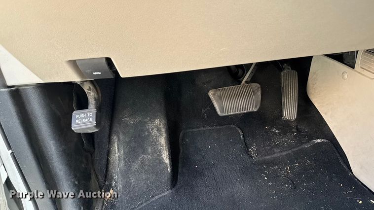 image for item EA1904 2019 Dodge Grand Caravan van