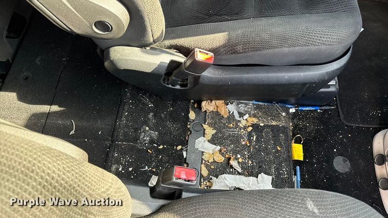 image for item EA1904 2019 Dodge Grand Caravan van