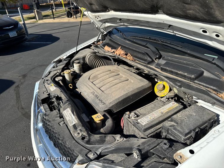 image for item EA1904 2019 Dodge Grand Caravan van