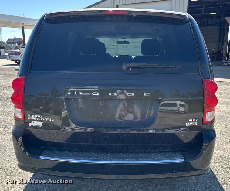 image for item EA1905 2014 Dodge Grand Caravan van