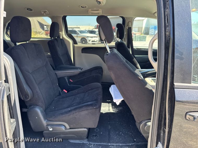 image for item EA1905 2014 Dodge Grand Caravan van