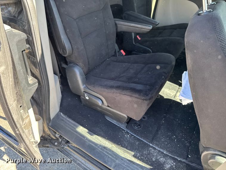 image for item EA1905 2014 Dodge Grand Caravan van