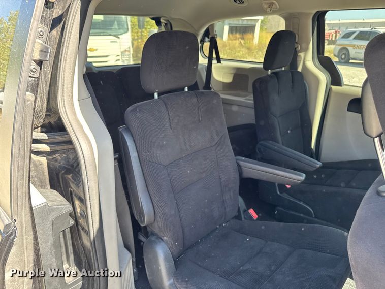 image for item EA1905 2014 Dodge Grand Caravan van