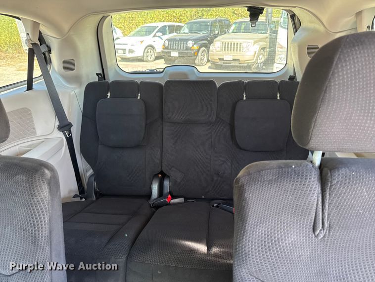 image for item EA1905 2014 Dodge Grand Caravan van
